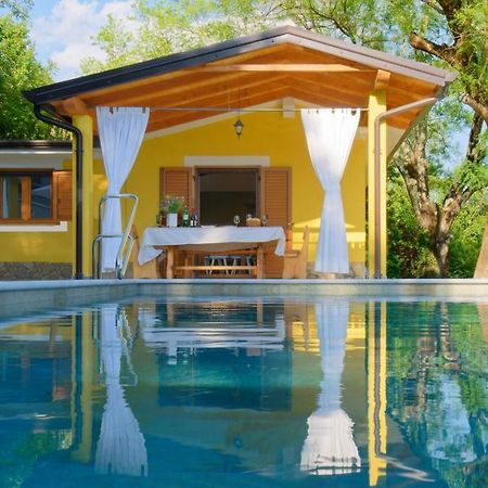 Casa Valla By Rent Istria Buzet Exterior photo